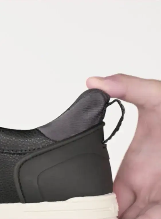 Gif features the Nunn Bush EZ on heel on the KORE City Walk EZ Moc Toe Oxford. 
