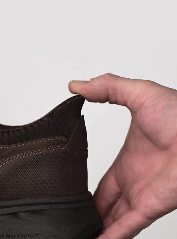 Gif features the Nunn Bush EZ heel on the KORE Taz EZ Moc Toe Oxford.