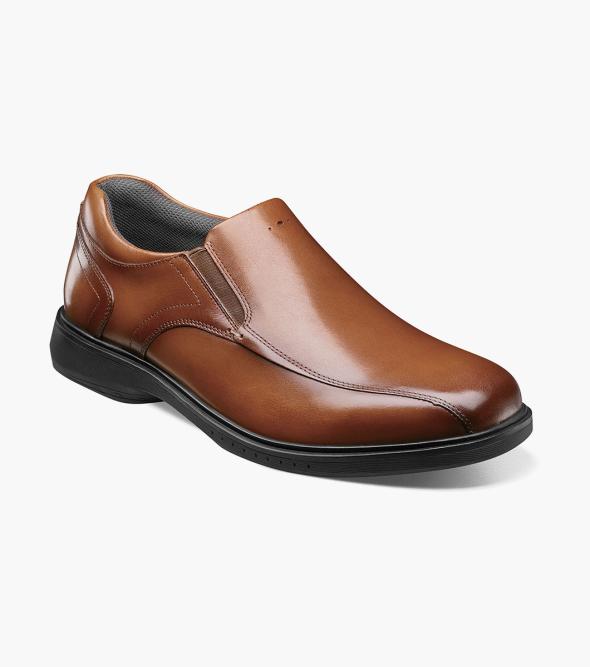 クリスティン・パーフェクト KORE Pro Bike Toe Slip On Men's Dress Shoes | Nunnbush.com