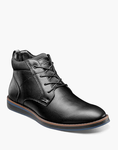 Circuit Plain Toe Chukka in Black for $59.95